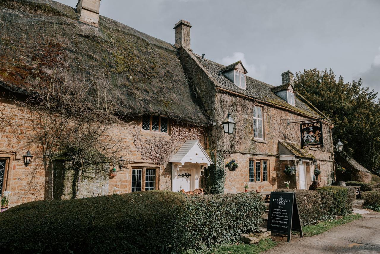 The Falkland Arms Chipping Norton Extérieur photo